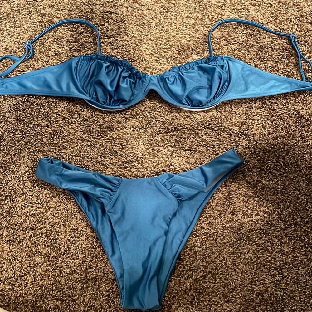 Shiny Teal bikini set